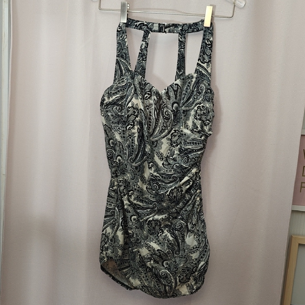 Lands' End Black and Cream Paisley Patterned Garment